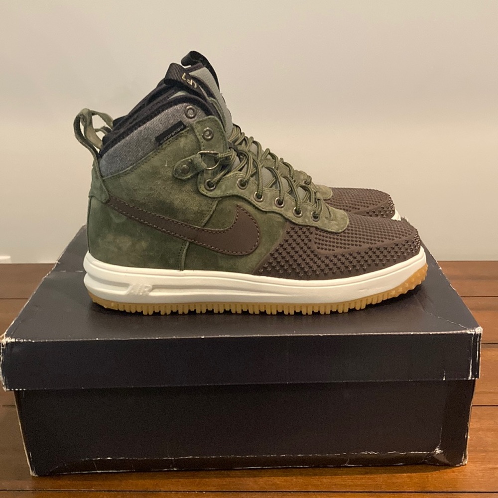 Like New! SZ 11.5 Lunar Force 1 Duckboot
